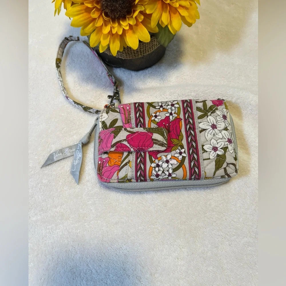 Vera Bradley Zip Around Wristlet Wallet 5 1/2×3 inches
